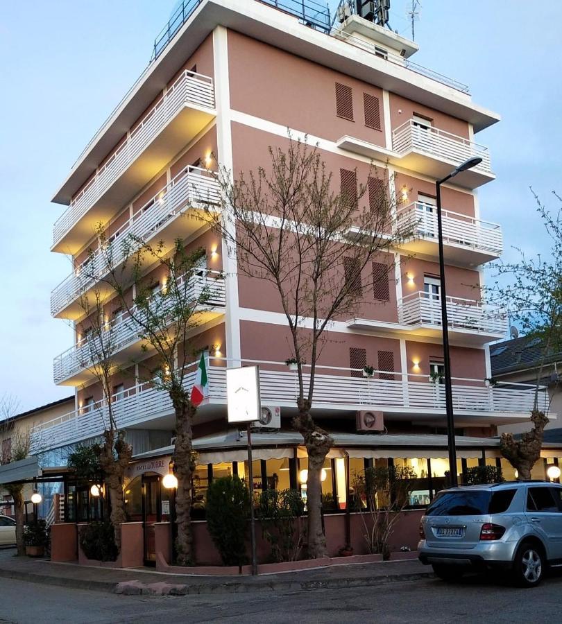 Hotel La Torre Cervia Esterno foto