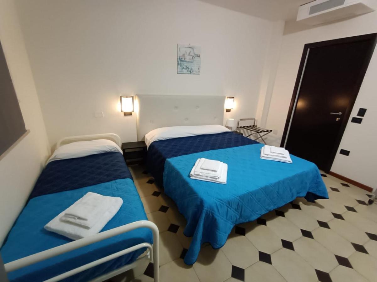 Hotel La Torre Cervia Esterno foto