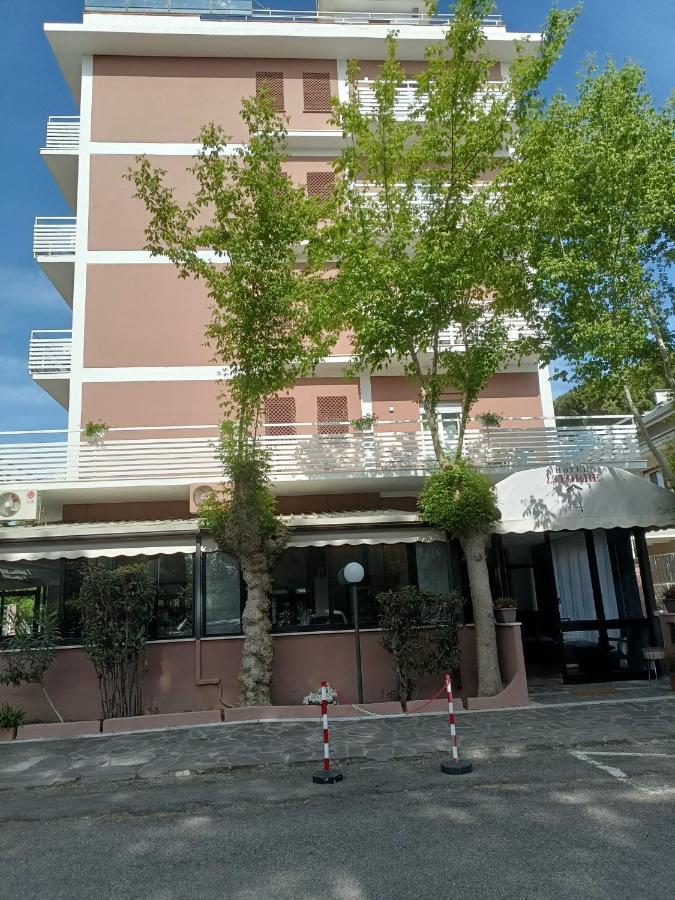 Hotel La Torre Cervia Esterno foto